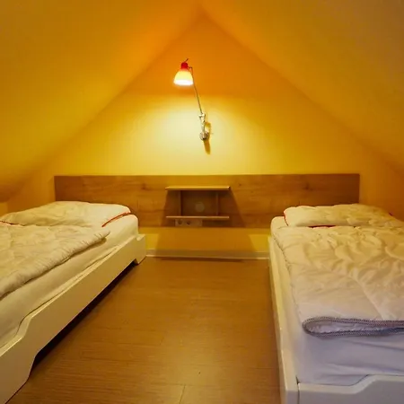 شقة Maisonette Seebrise Mit Seeblick Am By Interhome